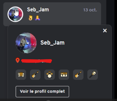 Des mini-profils s'affichent pour donner plus d'informations sur votre interlocuteur